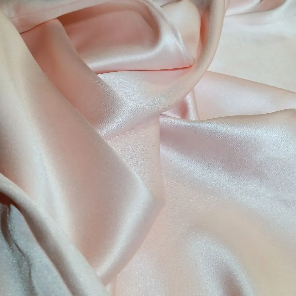 Victoria Secret Gold Collection Satiny Pink Night Gown sz S